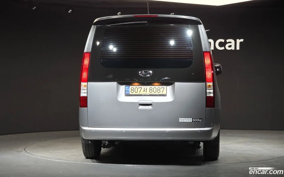 Hyundai Staria 5 2023 — миниатюра 4