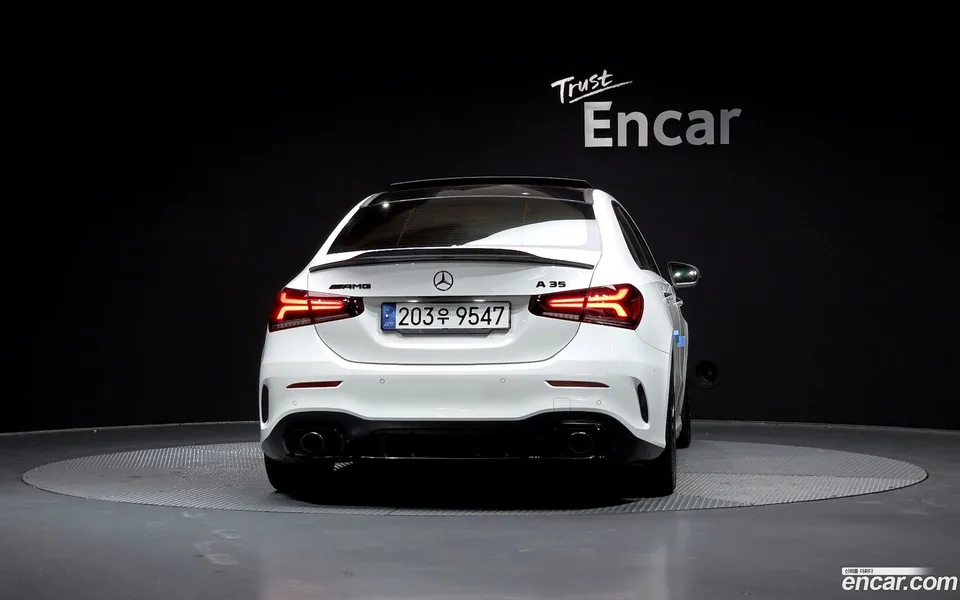 Mercedes-Benz A-Class AMG A35 4MATIC 2022 — миниатюра 4