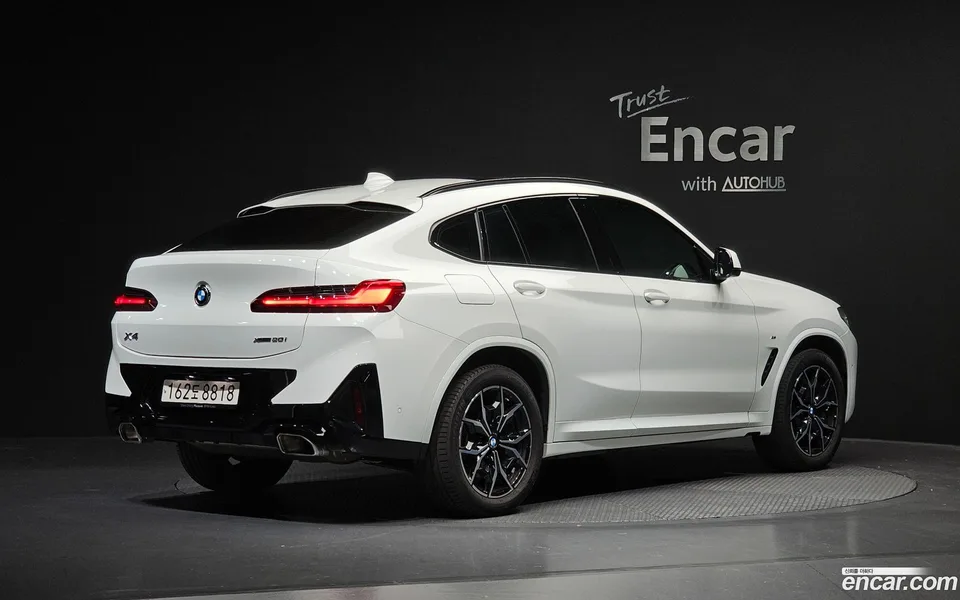BMW X4 xDrive20i M 2024 — миниатюра 2