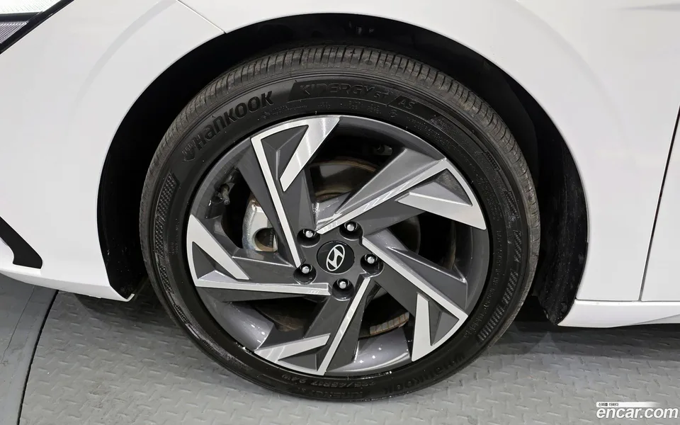 Hyundai Avante CN7 1.6 2024 — миниатюра 5