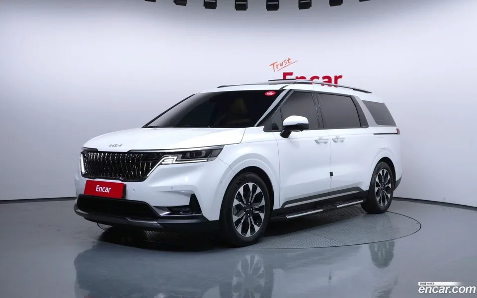 Kia Carnival 9 2022 — фото 1, купить с доставкой в Москву