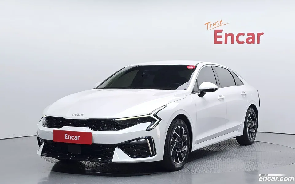 Kia K5 Hybrid 2024 — фото 1, купить с доставкой в Москву