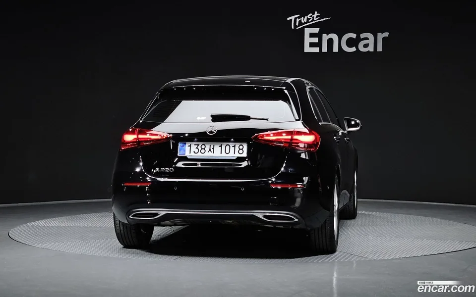 Mercedes-Benz A-Class A220 2024 — миниатюра 4