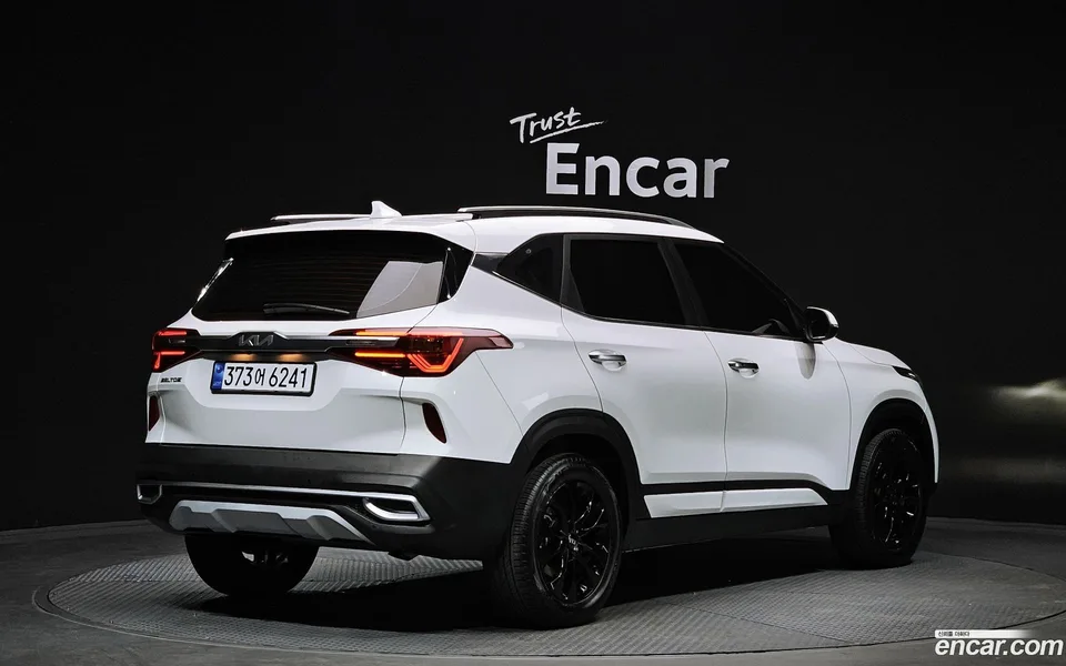 Kia Seltos 1.6 2WD 2022 — миниатюра 2