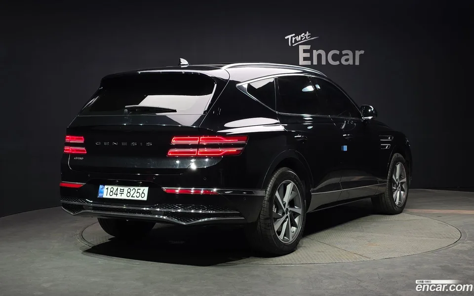 Genesis GV80 2.5T 2WD 2024 — миниатюра 2