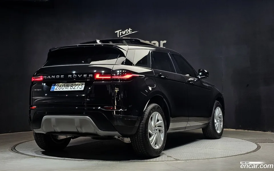 Land Rover Range Rover Evoque P250 S 2025 — миниатюра 2