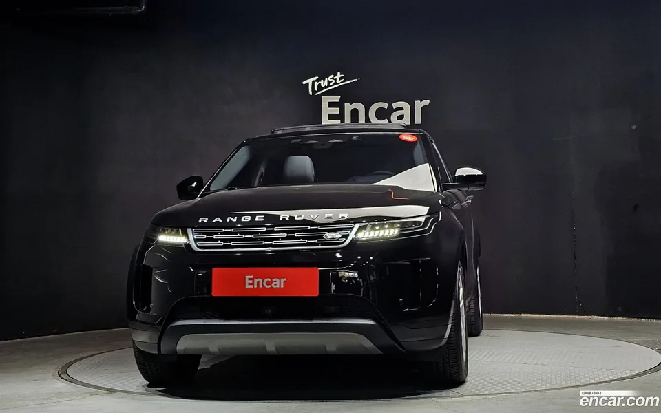 Land Rover Range Rover Evoque P250 S 2025 — миниатюра 3