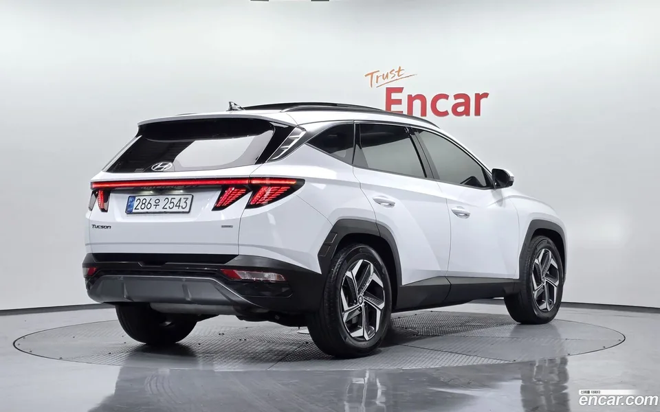 Hyundai Tucson 1.6 4WD 2023 — миниатюра 2