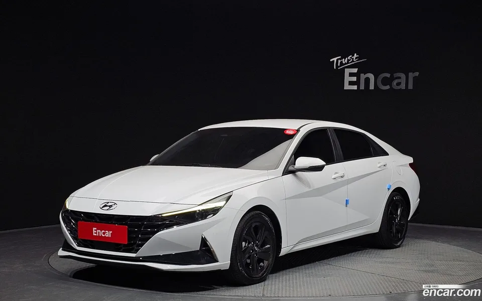 Hyundai Avante Hybrid 2022 — фото 1, купить с доставкой в Москву