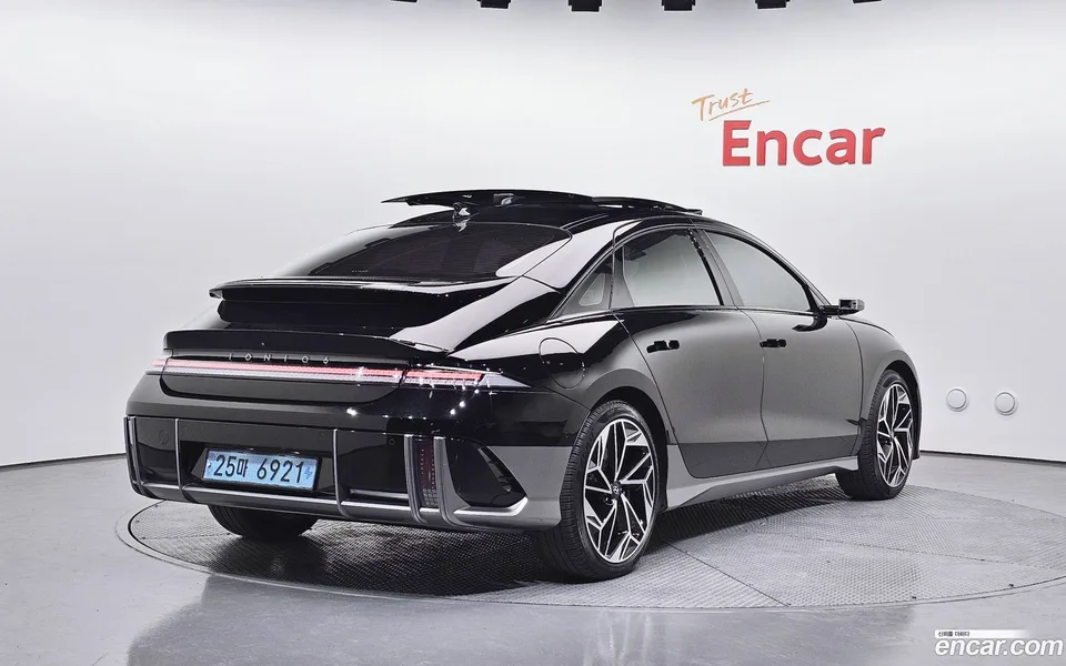 Hyundai Ioniq 6 AWD 2022 — миниатюра 2