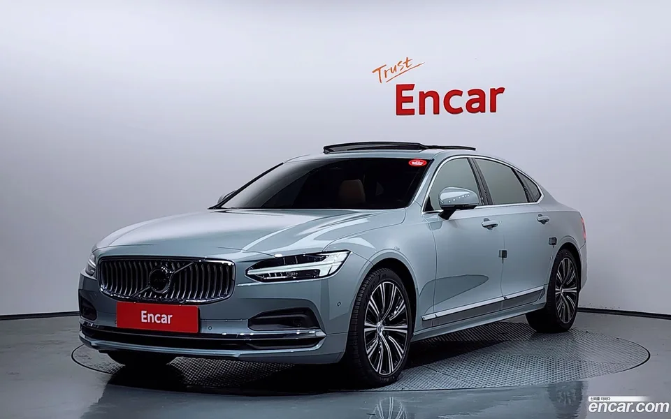 Volvo S90 B5 2024 — фото 1, купить с доставкой в Москву