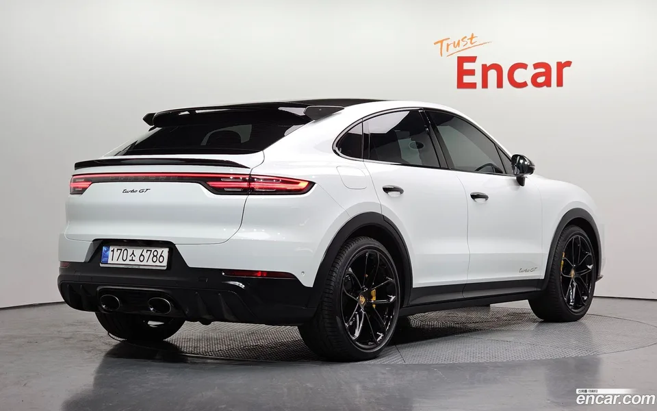 Porsche Cayenne 4.0 GT 2023 — миниатюра 2
