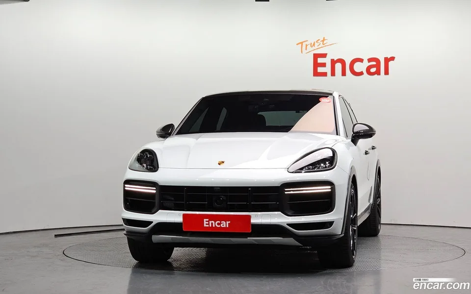 Porsche Cayenne 4.0 GT 2023 — миниатюра 3