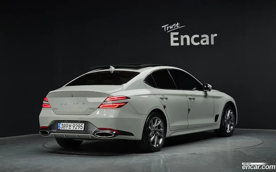 Genesis G70 2.5T 4WD 2023 — миниатюра 2