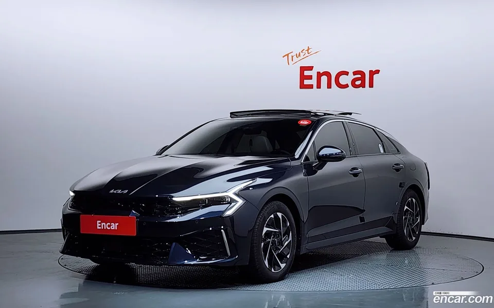 Kia K5 Hybrid 2024 — фото 1, купить с доставкой в Москву