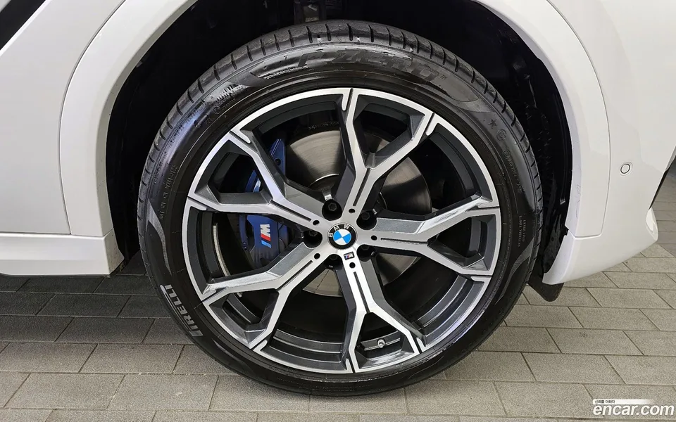 BMW X6 xDrive30d M 2023 — миниатюра 5