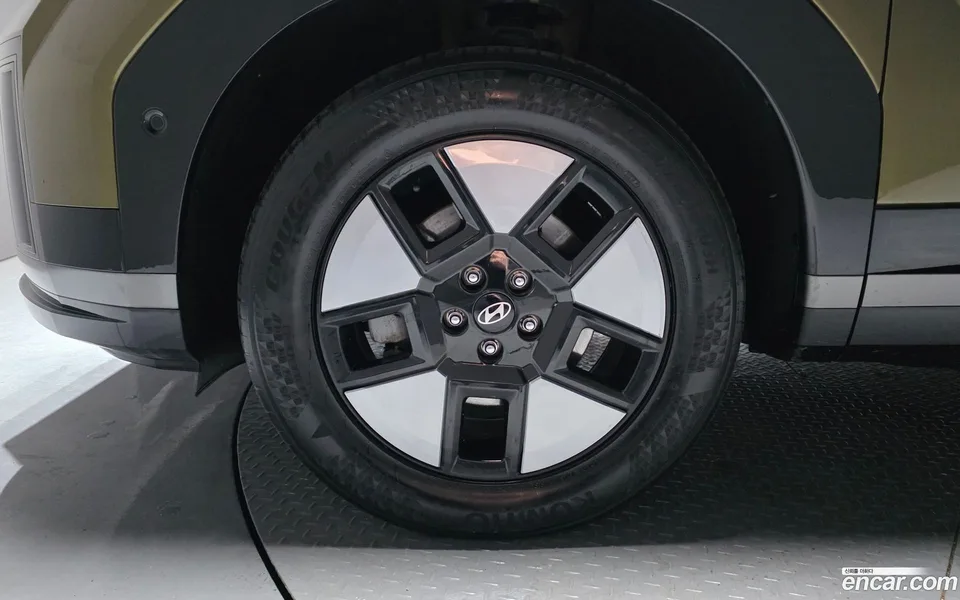 Hyundai SantaFe HEV 1.6 2WD 2024 — миниатюра 5