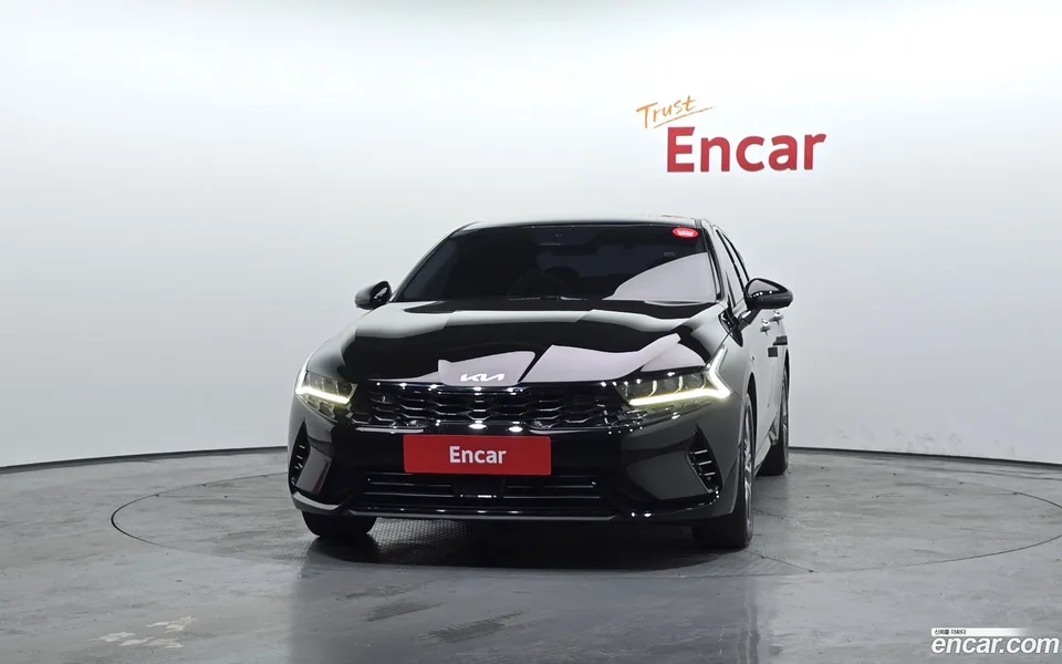 Kia K5 Hybrid 2022 — миниатюра 3