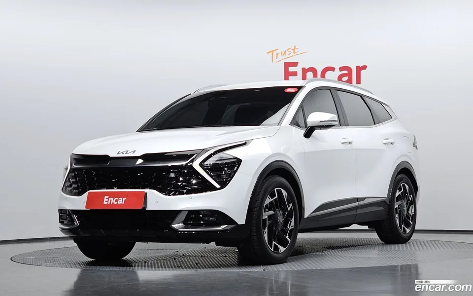 Kia Sportage 2.0 2WD 2022 — фото 1, купить с доставкой в Москву