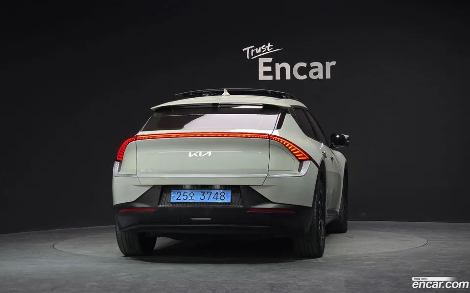 Kia EV6 4WD 2022 — миниатюра 4