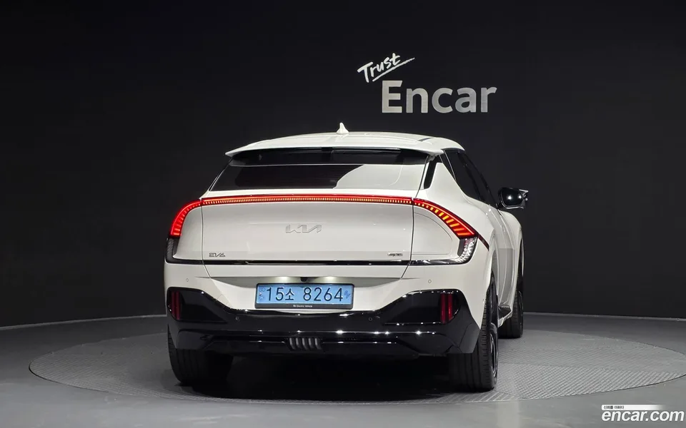 Kia EV6 GT 4WD 2023 — миниатюра 4