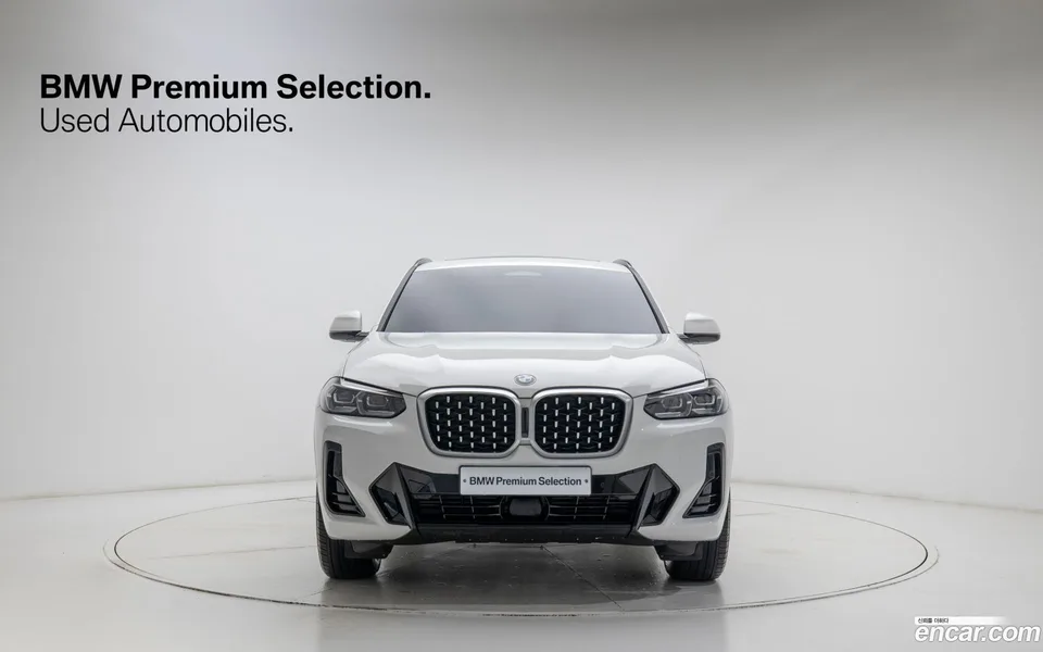 BMW X4 xDrive20i M 2023 — миниатюра 3