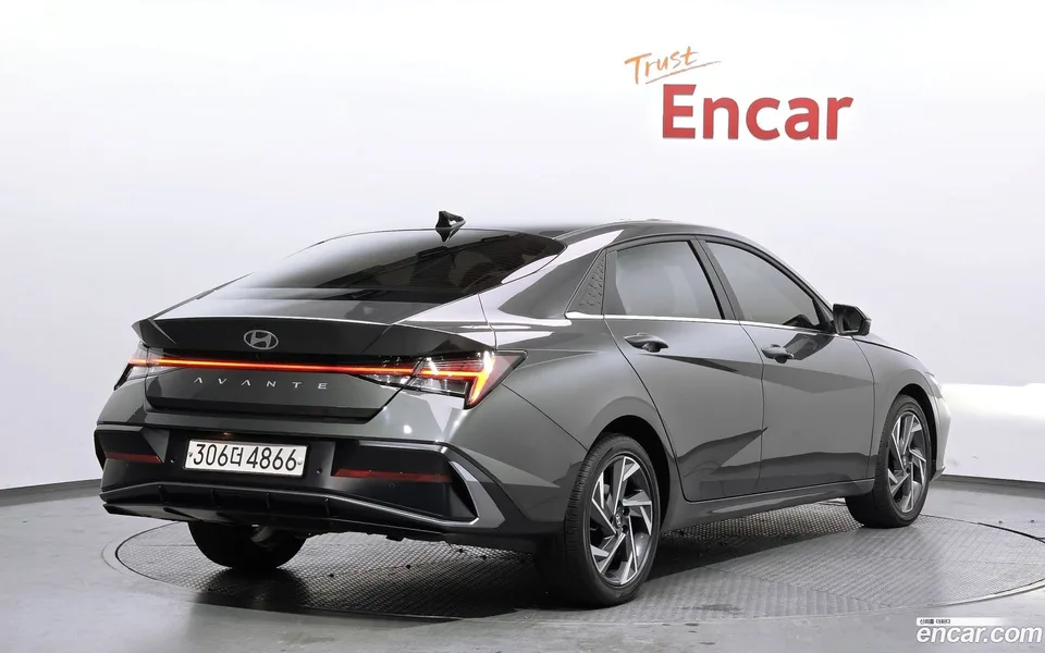 Hyundai Avante CN7 1.6 2023 — миниатюра 2