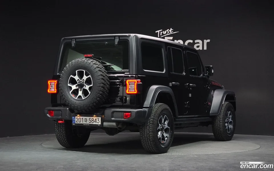 Jeep Wrangler 2.0 4 2022 — миниатюра 2