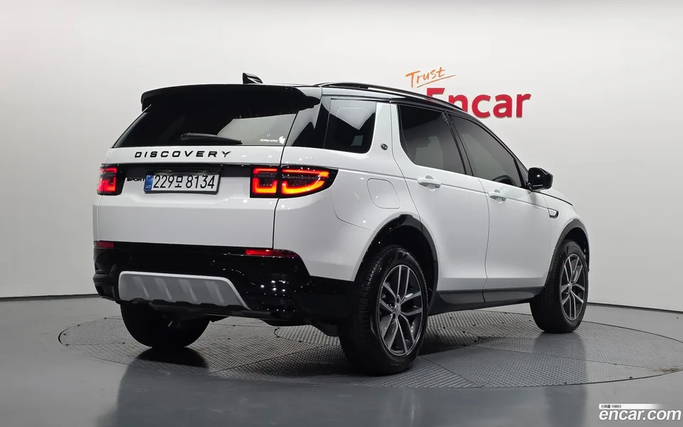 Land Rover Discovery Sport P250 SE 2025 — миниатюра 2