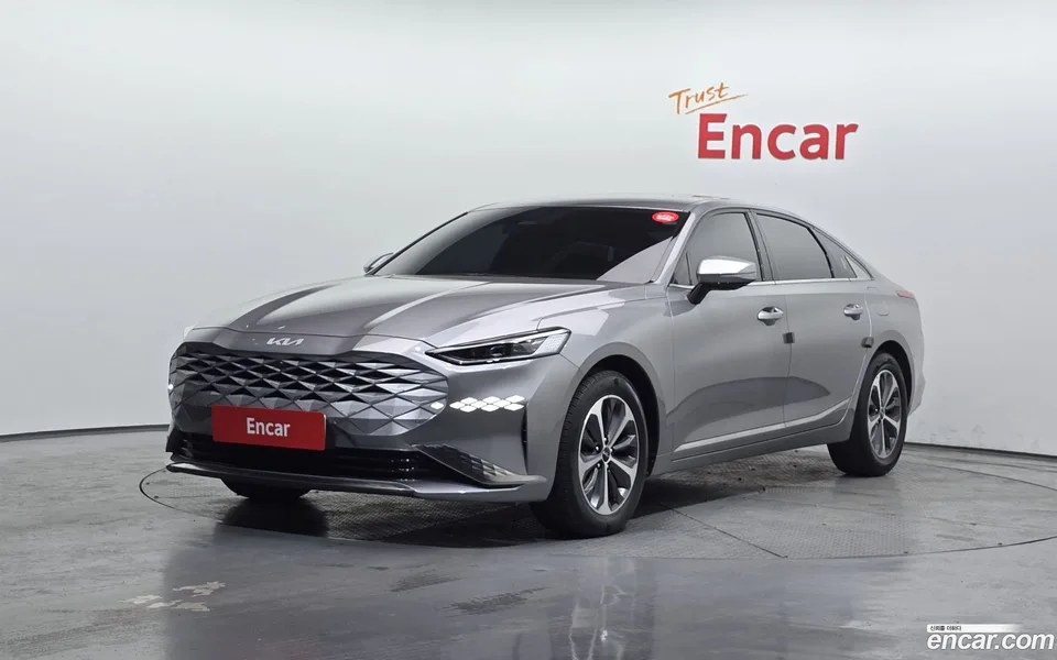 Kia K8 Hybrid 2022 — фото 1, купить с доставкой в Москву