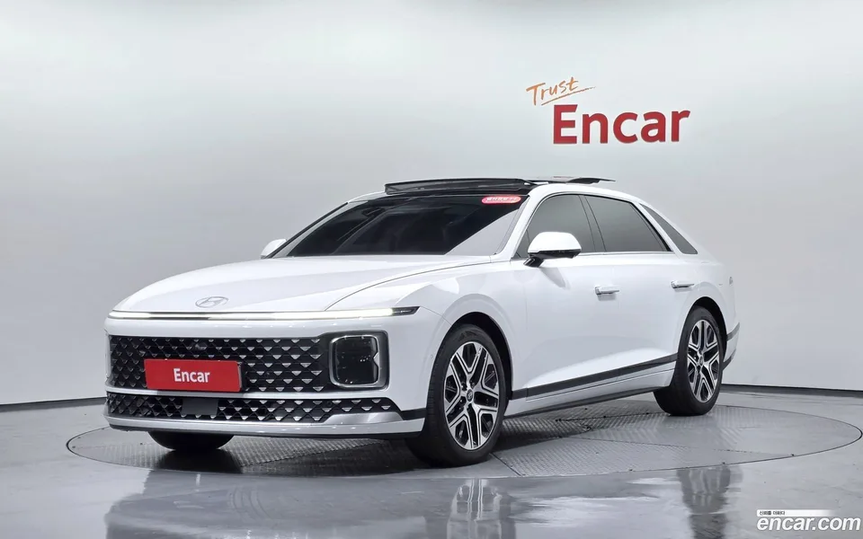 Hyundai Grandeur Hybrid 2023 — фото 1, купить с доставкой в Москву