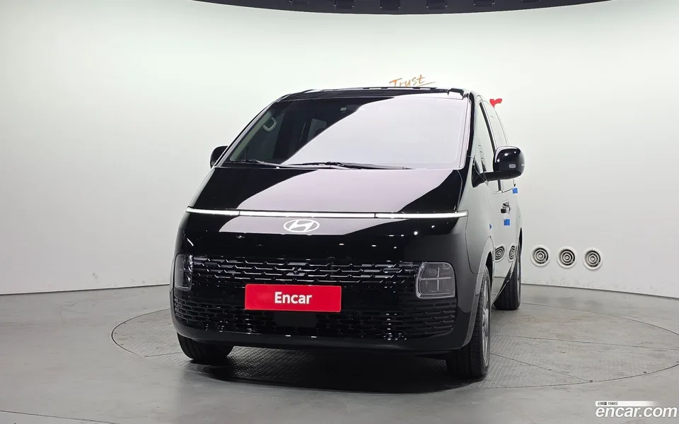 Hyundai Staria HEV 1.6 9 2024 — миниатюра 3