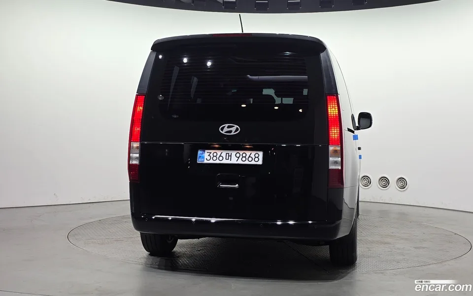 Hyundai Staria HEV 1.6 9 2024 — миниатюра 4