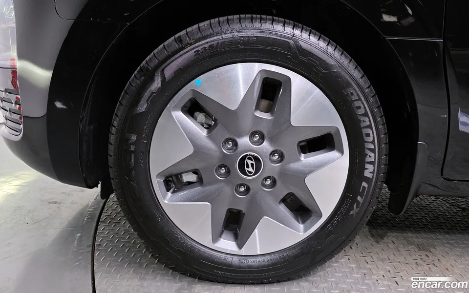 Hyundai Staria HEV 1.6 9 2024 — миниатюра 5