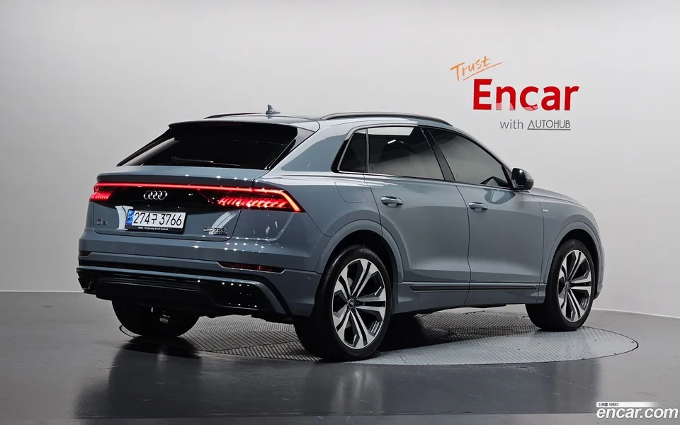 Audi Q8 (4M) 55 TFSI 2023 — миниатюра 2
