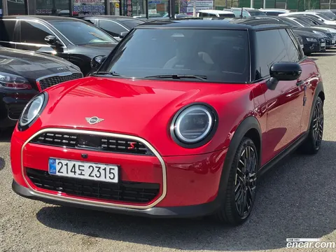 MINI Cooper S 2025 купить в Москве