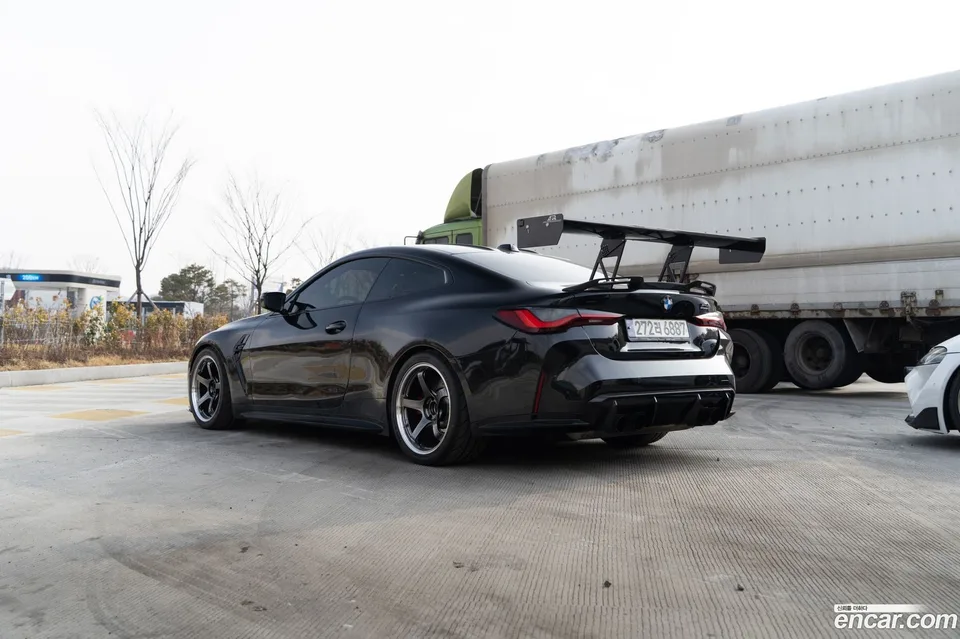 BMW M4 M4 M xDrive 2023 — миниатюра 2