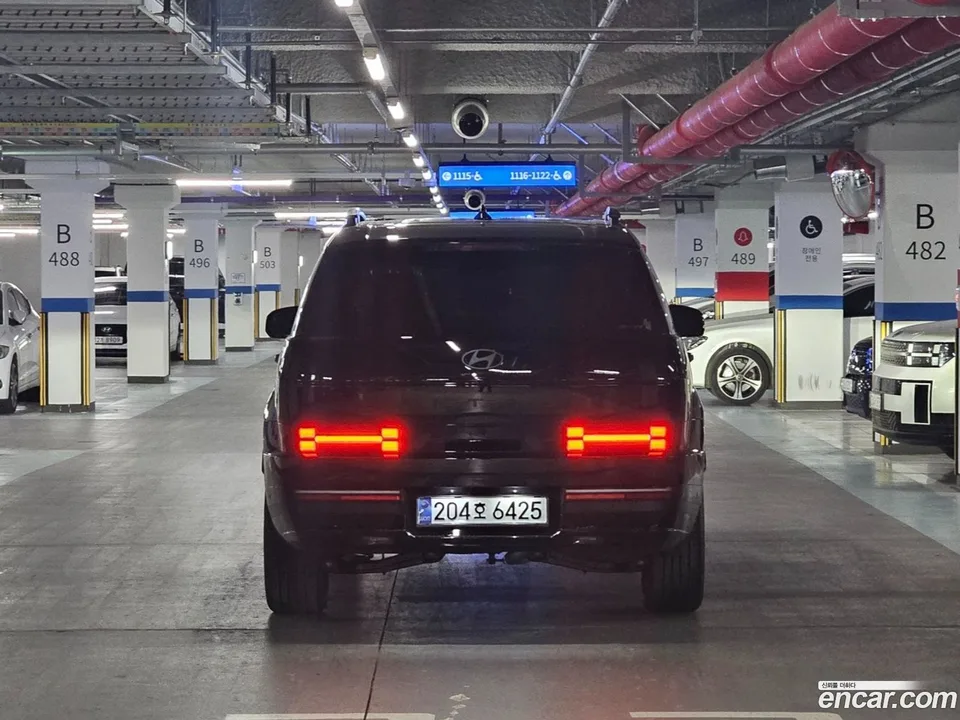 Hyundai Santa Fe HEV 1.6 2WD 2024 — миниатюра 4