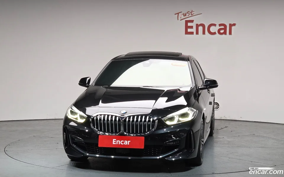 BMW 1 Series 120i M 2024 — миниатюра 3