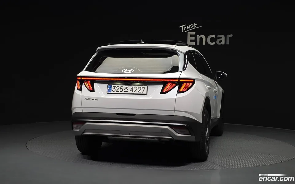 Hyundai Tucson Hybrid NX4 HEV 1.6 2WD 2024 — миниатюра 4