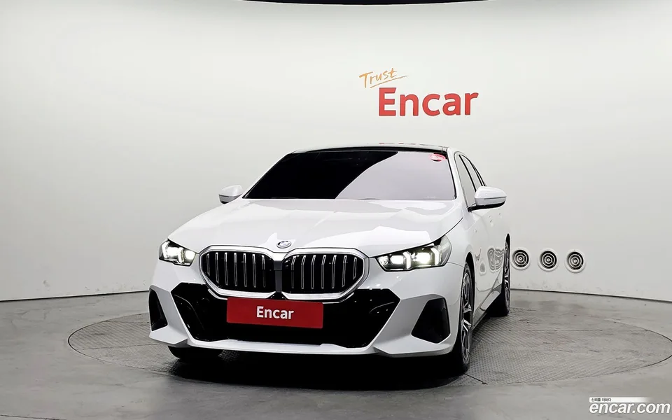 BMW i5 eDrive 40 M 2025 — миниатюра 3