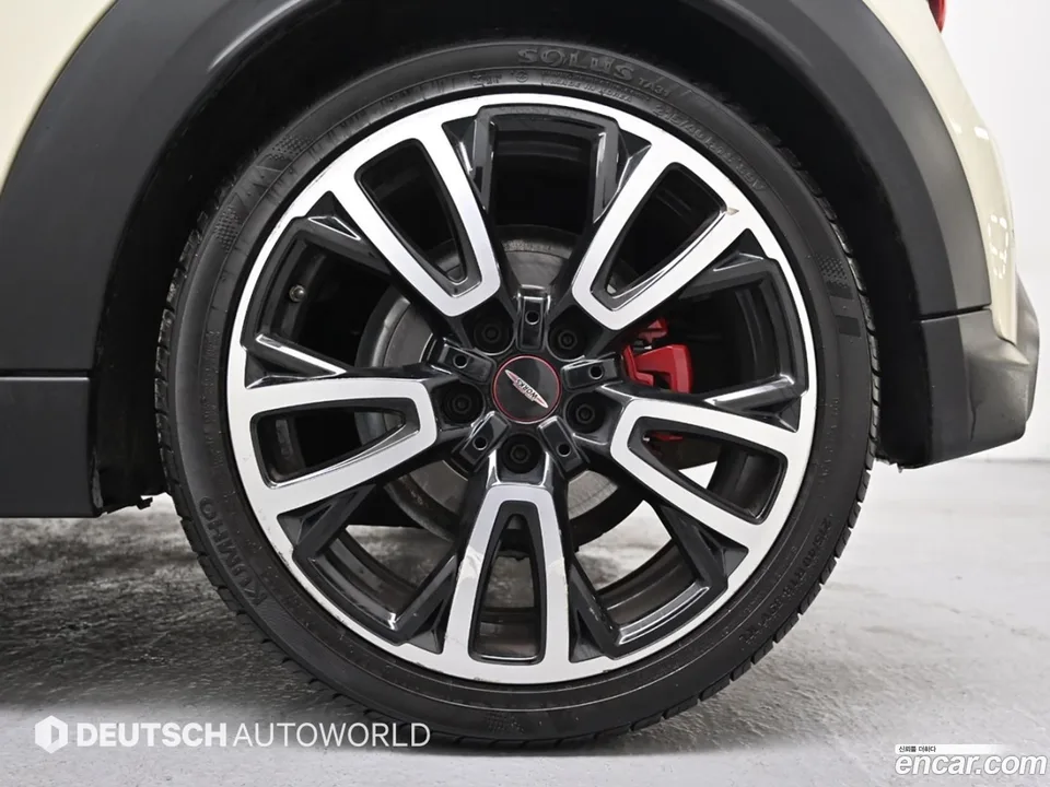 MINI Cooper S JCW 2022 — миниатюра 4