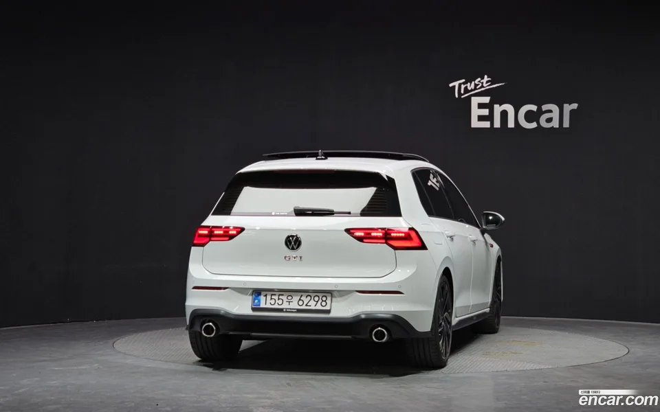 Volkswagen Golf 2.0 GTI 2024 — миниатюра 4