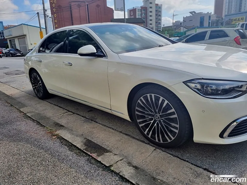 Mercedes-Benz S-Class S450L 4MATIC 2023 — миниатюра 3