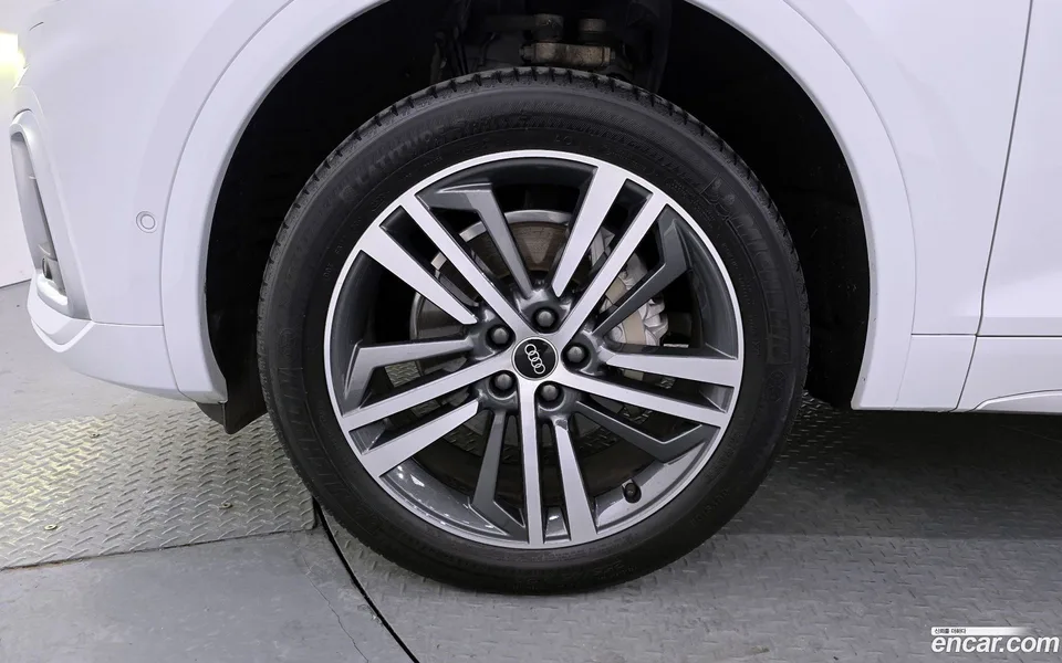 Audi Q5 40 TDI 2023 — миниатюра 5