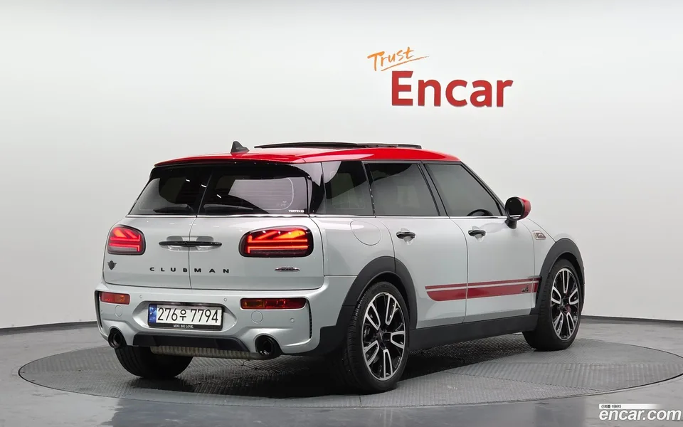 MINI Cooper S Clubman JCW 2023 — миниатюра 2