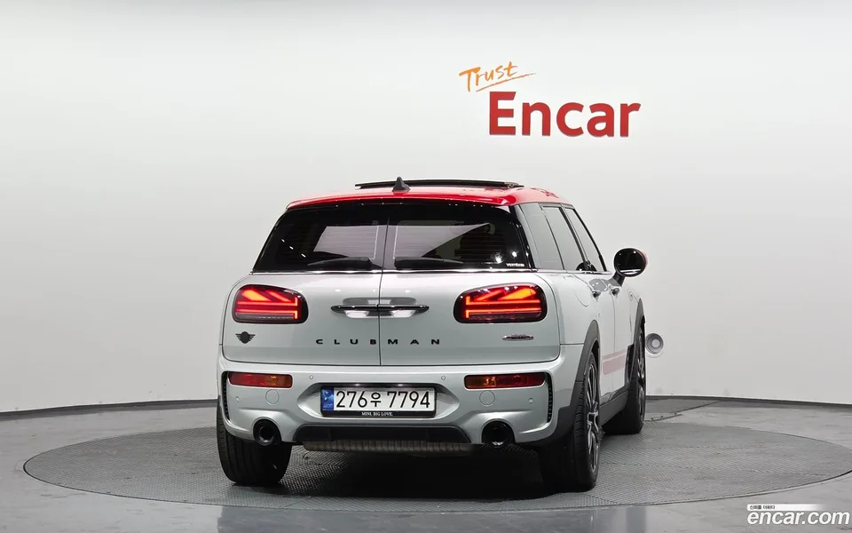 MINI Cooper S Clubman JCW 2023 — миниатюра 4
