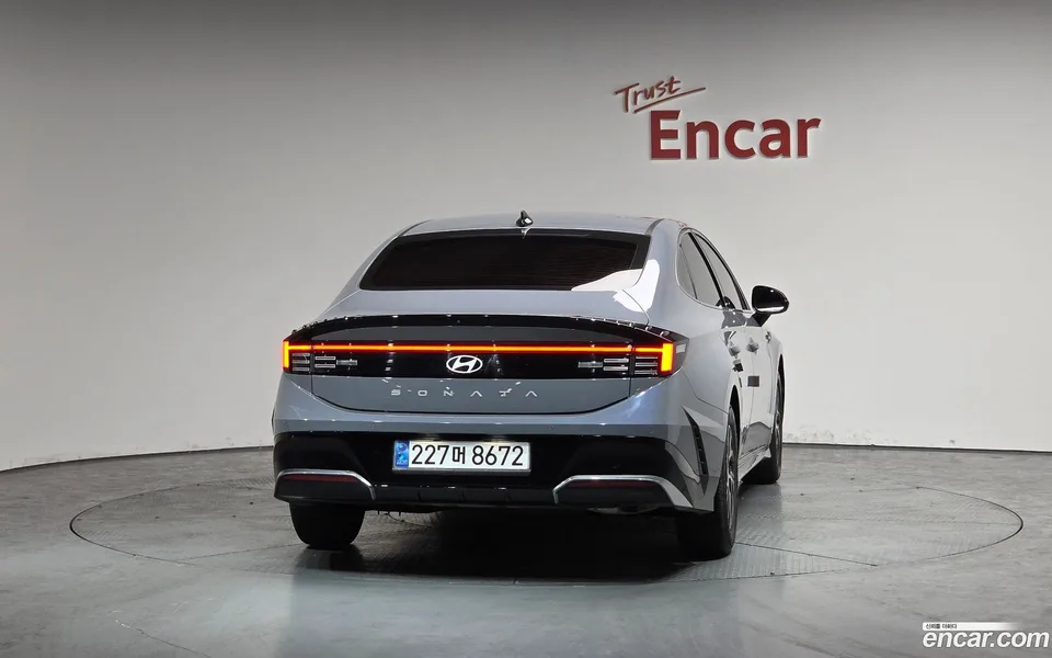 Hyundai Sonata The Edge Hybrid 2024 — миниатюра 4