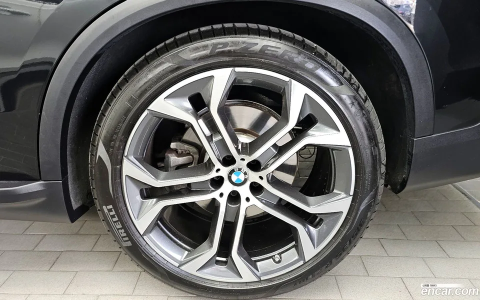 BMW X5 xDrive 30d xLine 2022 — миниатюра 5