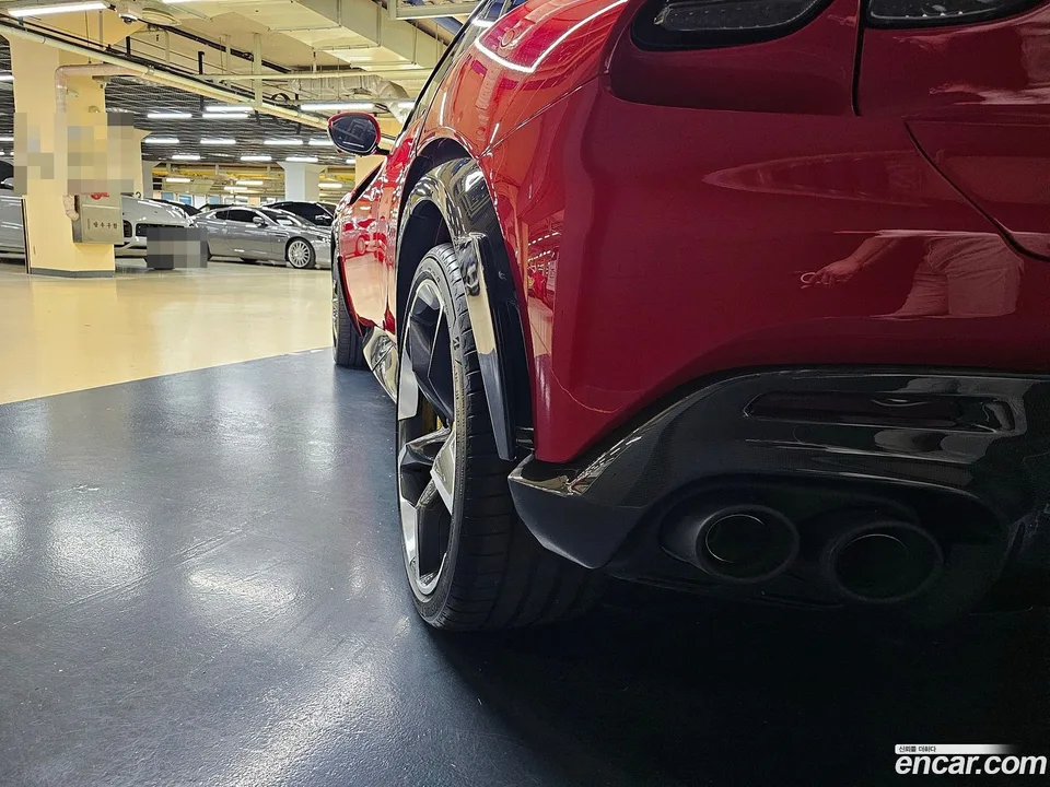 Ferrari Purosangue 6.5 V12 2025 — миниатюра 2